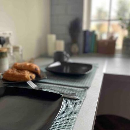 One Bedroom Putney Village Flat 伦敦 外观 照片